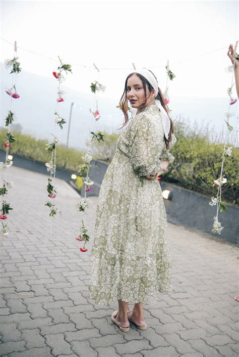 Batik Block Printed Green Balloon Sleeve Midi Dress – EkKatha