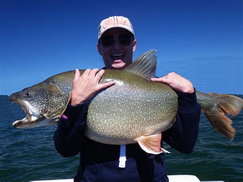 Lake Trout Flaming Gorge Record Breaking: Man Catches 48 Inch Lake