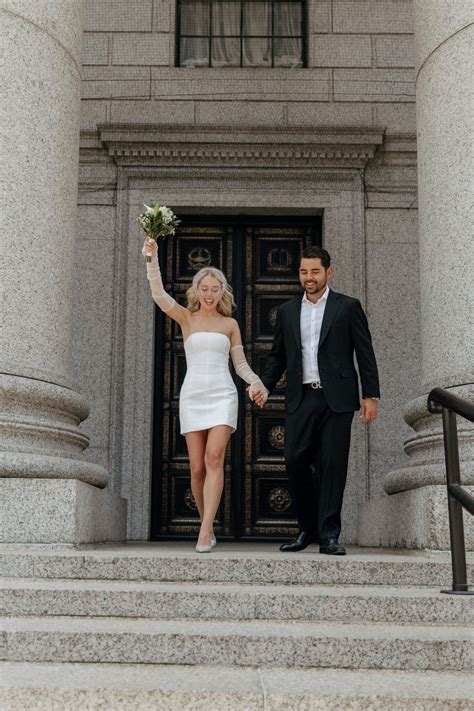 A timeless, glamorous elopement at New York City Hall ...