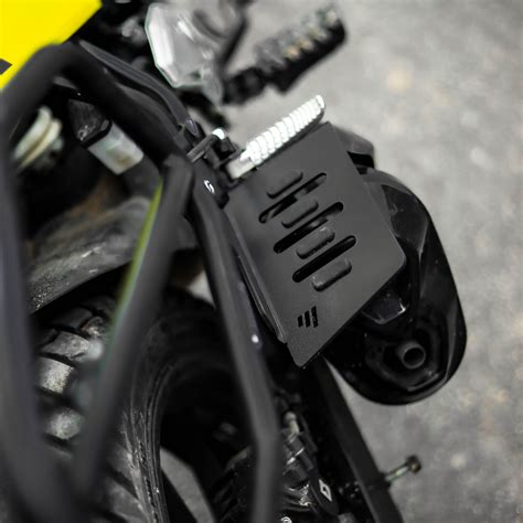 VSTROM PILLION FOOTREST-PAIR – Mtechnics