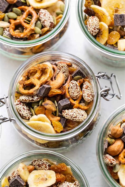 Homemade Trail Mix - Fit Foodie Finds