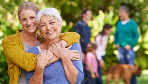 सास-बहू नहीं, मां-बेटी जैसा रिश्ता निभाती हैं ये 6 राशि वाली औरतें ...