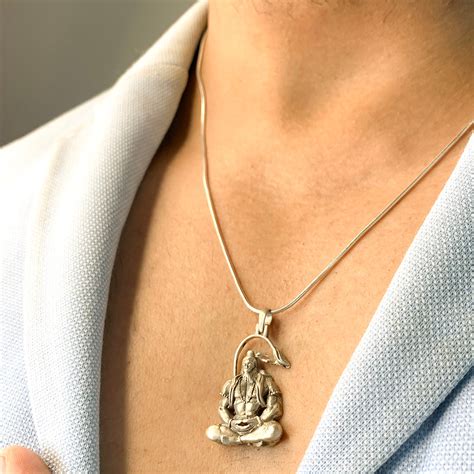 Buy Silver Shri Hanuman Ji Pendant Online – Unniyarcha