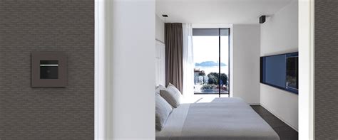 Ekinex solutions for room control in hotel buildings - Ekinex