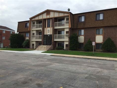 2919 W. 61st. Place, Merrillville, IN 46410 - MGM Property Management