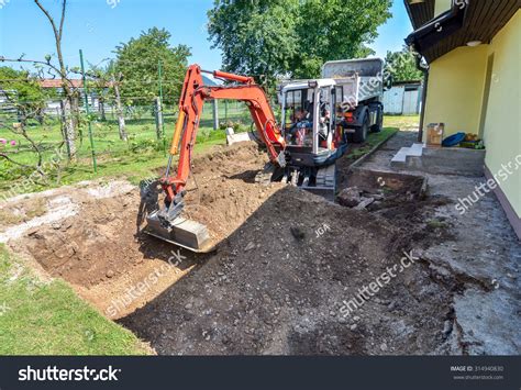 Home Digging 的图像结果