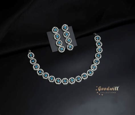 SILVER SINGLE LAYER STONE NECKLACE SET