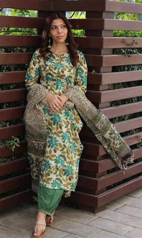 Cotton Handblock Kalamkari Kurta and Afghani Pants with Printed Kota D ...