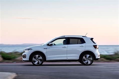 Volkswagen T-Cross 2020 review