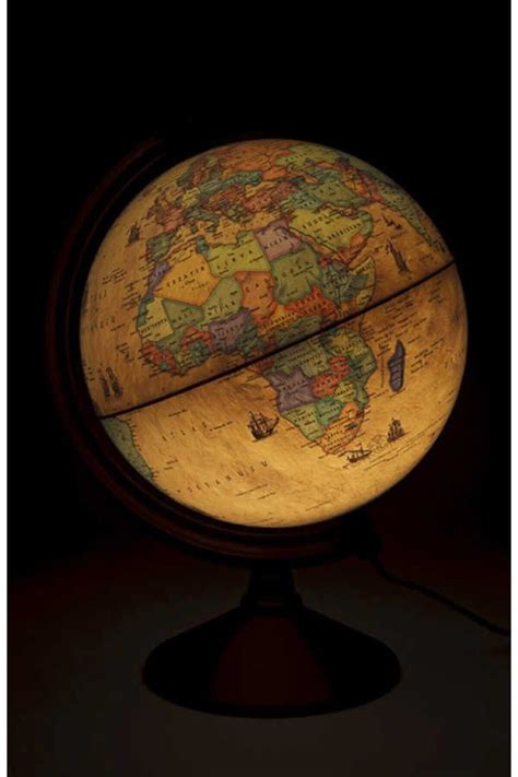 Lighted Globe 的图像结果