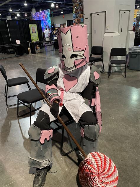 Castle Crashers Red Knight Costume