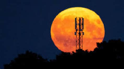 First Supermoon of 2026 Lights Up Skies in India: Date, Time and Best ...