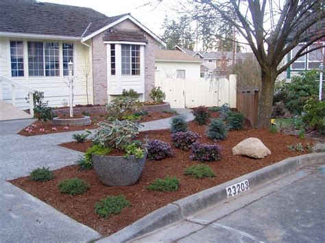 Front Yard Landscaping Ideas No Grass | Examples and Forms