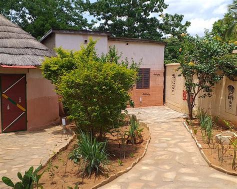 MA CASE AU BÉNIN – CHEZ GAËTAN (Natitingou) - Guesthouse Reviews ...