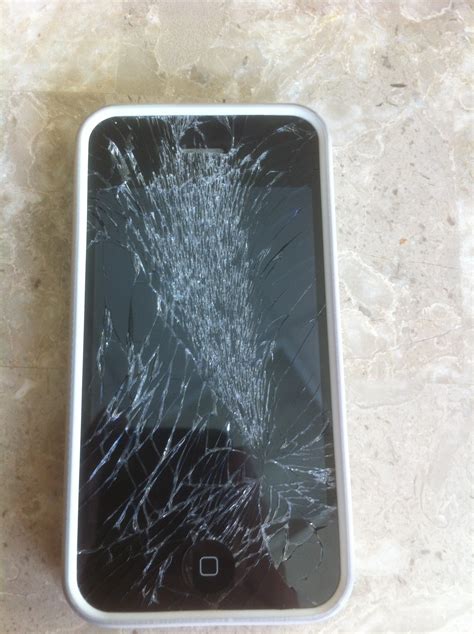 Help! my iphone 4 screen has cracked! - iPhone | iPad | Samsung Screen ...