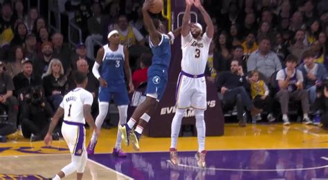 [Highlight] Anthony Edwards almost ends the life of Anthony Marshon ...