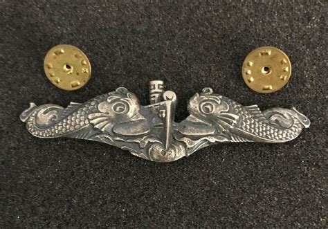 US Navy Enlisted Submarine Warfare Qualification Badge Full Size ...