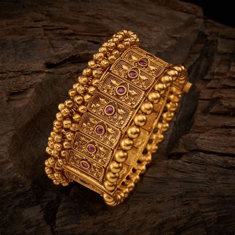 Antique Bangles Collection – Gold Antique Bangles Sets | freakySera