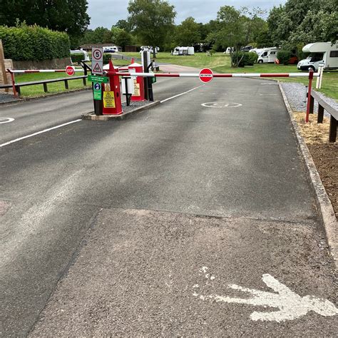 MALVERN HILLS CARAVAN AND MOTORHOME CLUB CAMPSITE (Hanley Swan ...