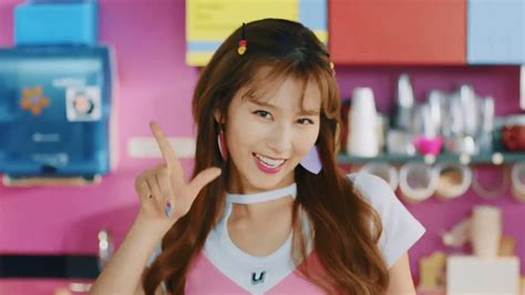 Twice - Likey who's who - K-Pop Database / dbkpop.com