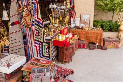 https://www.dayoutdubai.ae/blog/wp-content/uploads/2022/07/crafts.jpg