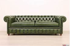 divani in pelle vintage divano chesterfield vintage con chiodi e piedini alti divani in pelle vintage divano chesterfield vintage con chiodi e piedini alti