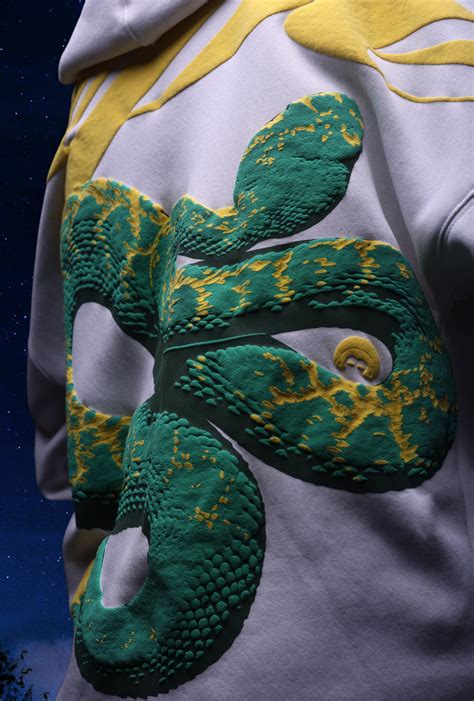 WHITE SHADOW VIPER HOODIE – GRYAPE