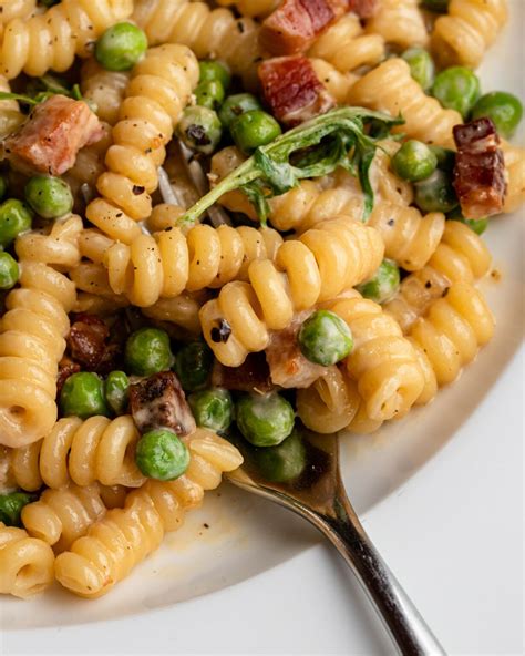 Creamy Pasta with Peas and Pancetta | Recipe | Cooking recipes, Recipes ...