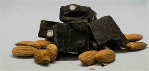 Roasted Almonds Dark Chocolates | Ooty Originals