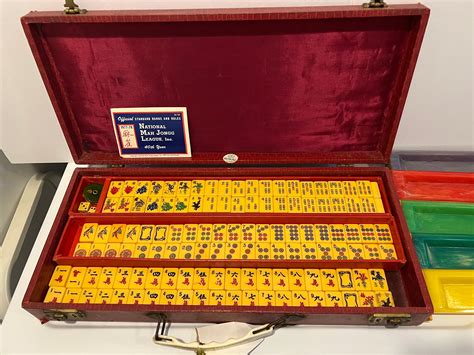 1977 Mahjong Bakelite Set with Original Case For Sale at 1stDibs | mahjong878, mahjong 878 ...