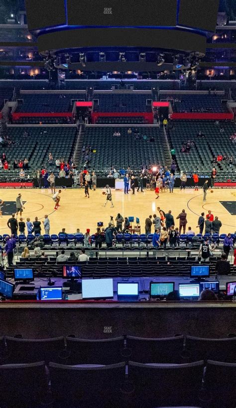 Los Angeles Lakers vs Dallas Mavericks Tickets 2026 | SeatGeek