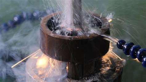 LED Lamp Factory 的图像结果