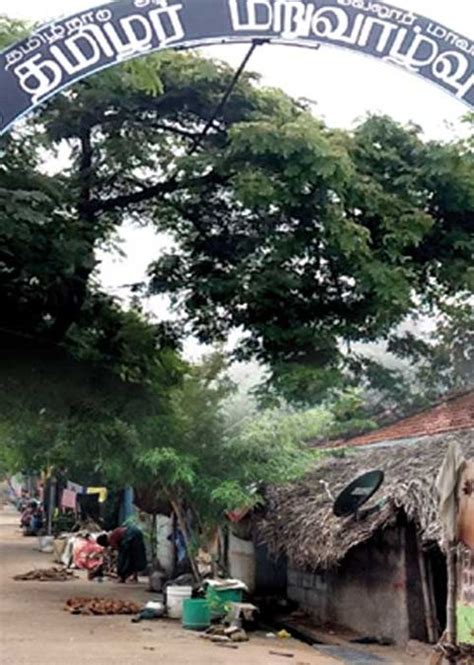 முகாமில் வாழும் இலங்கைத் தமிழர்களுக்கு முதல்வர் தந்த தீபாவளி பரிசு!