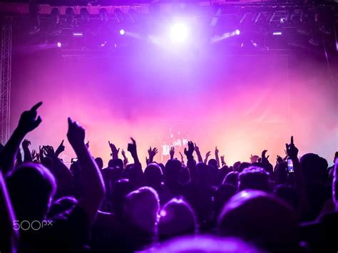 Concert Crowd Wallpapers - Top Free Concert Crowd Backgrounds ...