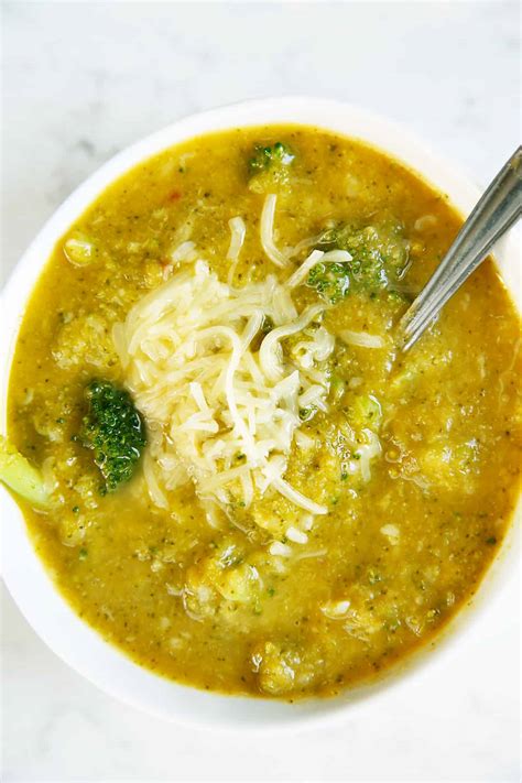 Healthy Broccoli Soup | Lexi's Clean Kitchen