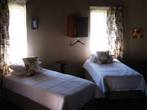 NOMA NINI LODGE (White River) - Lodge Reviews, Photos, Rate Comparison ...