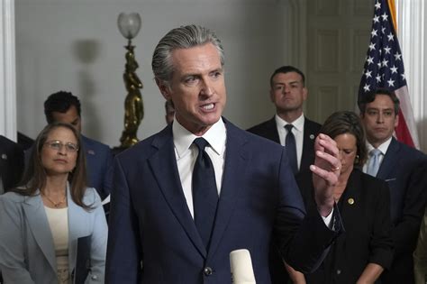 Gavin Newsom Gets Into War of Words With Ted Cruz Over Texas Democrats ...