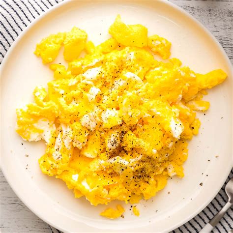 Air fryer scrambled eggs • We Count Carbs