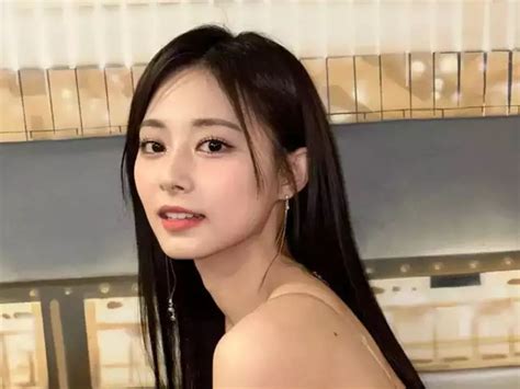Is Twice’s maknae Tzuyu being sidelined by her agency JYP? A cryptic ...