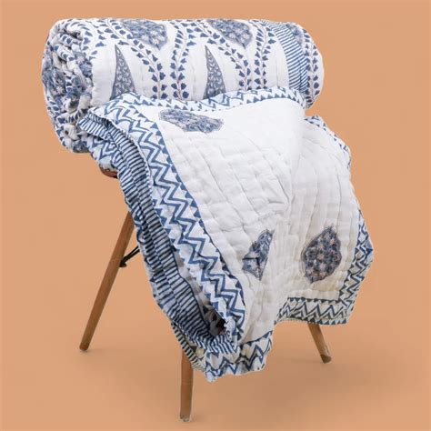 Hand Block Printed Mulmul Cotton Quilt - Mahira (90X108 Inches) – The ...