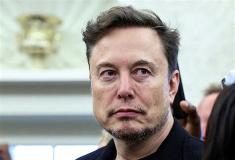 Elon Musk slams Government as 'fascist' as Keir Starmer considers ...
