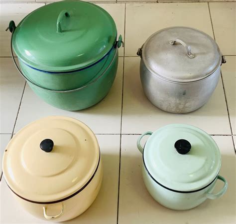 Vintage Enamel Cooking Pot (Set of 4), TV & Home Appliances, Kitchen ...