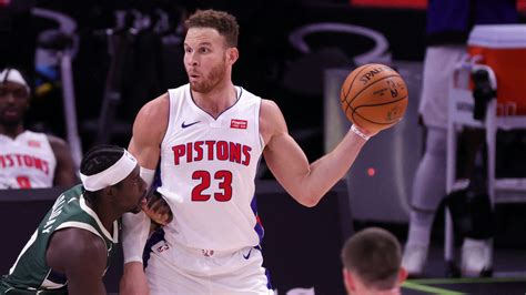Detroit Pistons agree to contract buyout with Blake Griffin | Inquirer ...