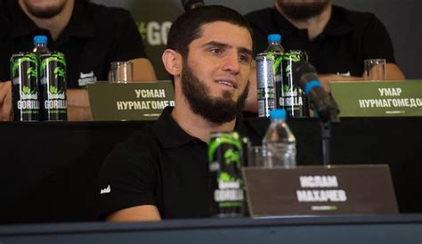 Makhachev doesn't think the fight with Dos Anjos will be an eliminator ...