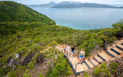 From Cairns: 2 Islands in 1 Day Trip of Fitzroy & Green Islands