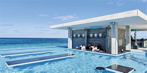 Paradise Island Show