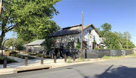 East Austin’s Historic Texaco Depot Could Get a ‘Cosmic’ Rebirth – TOWERS
