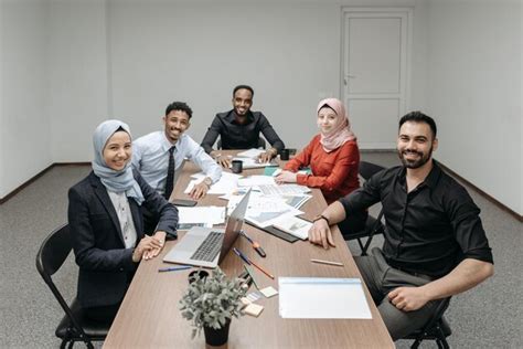 Businessman Woman 的图像结果