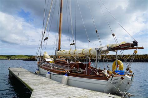 26' Tew Gaff Cutter (1937) - MARY HELEN - Worldwide Classic Boat Show