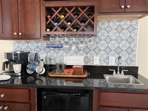 Schluter Systems Rondec 0.375-in W x 98.5-in L Graphite Anodized ...